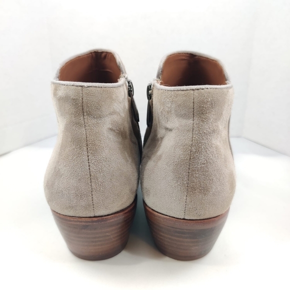 SAM EDELMAN Petty Chelsea Ankle Booties Suede Tan Women 7.5M Low Heel Almond Toe - Picture 11 of 16